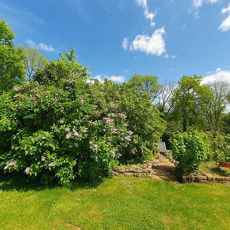 Jardin Des Sens, La Rente D'Eguilly Bed & Breakfast Екстериор снимка