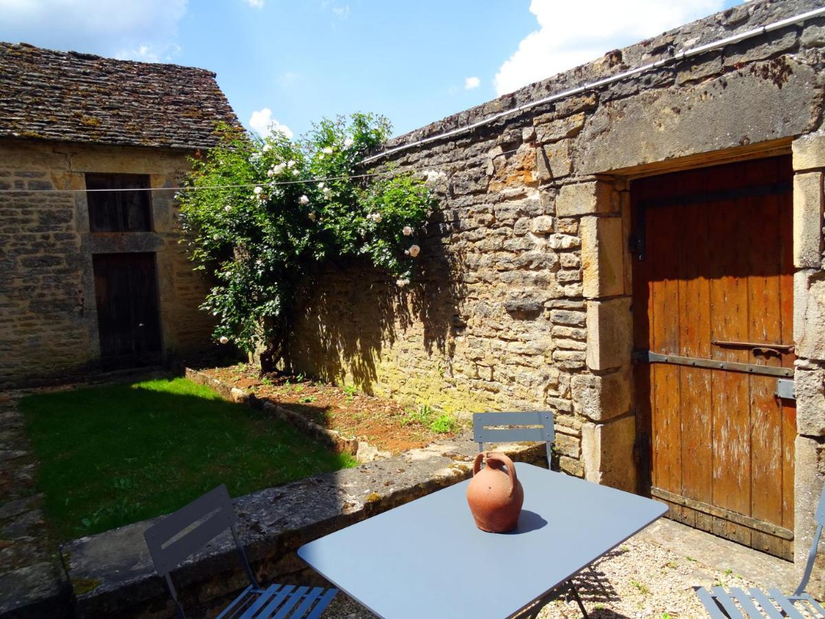 Jardin Des Sens, La Rente D'Eguilly Bed & Breakfast Екстериор снимка