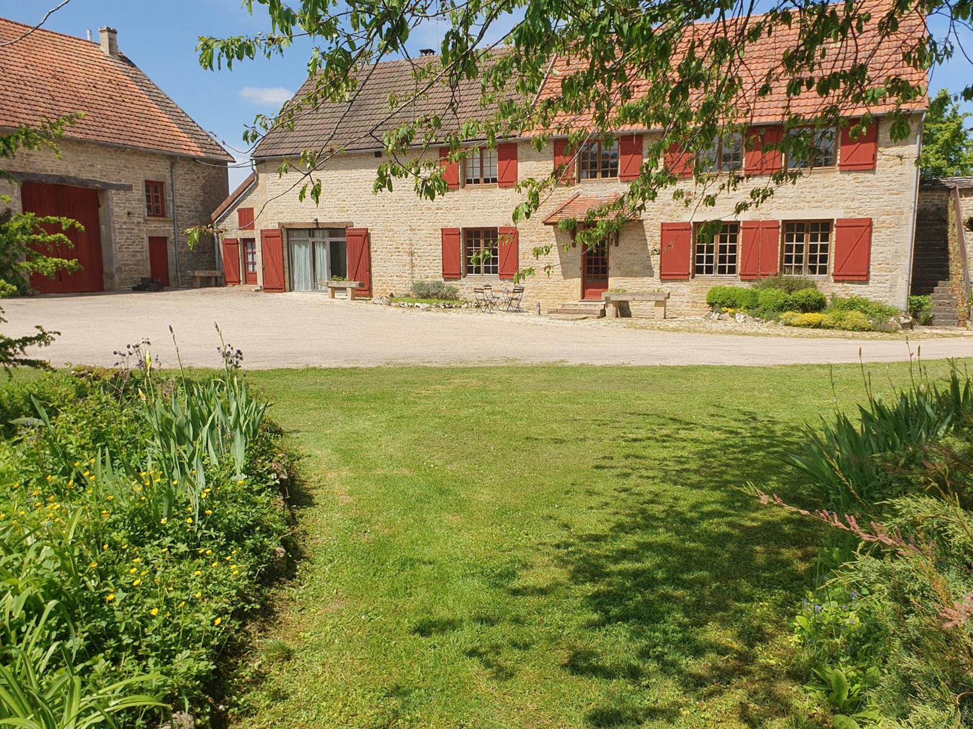 Jardin Des Sens, La Rente D'Eguilly Bed & Breakfast Екстериор снимка