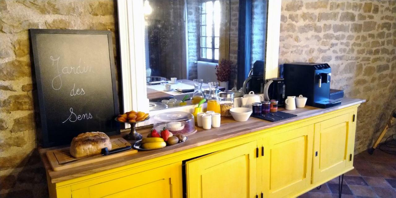 Jardin Des Sens, La Rente D'Eguilly Bed & Breakfast Екстериор снимка